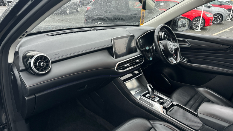 MG HS 1.5 T-GDI Trophy 5dr DCT Petrol Hatchback